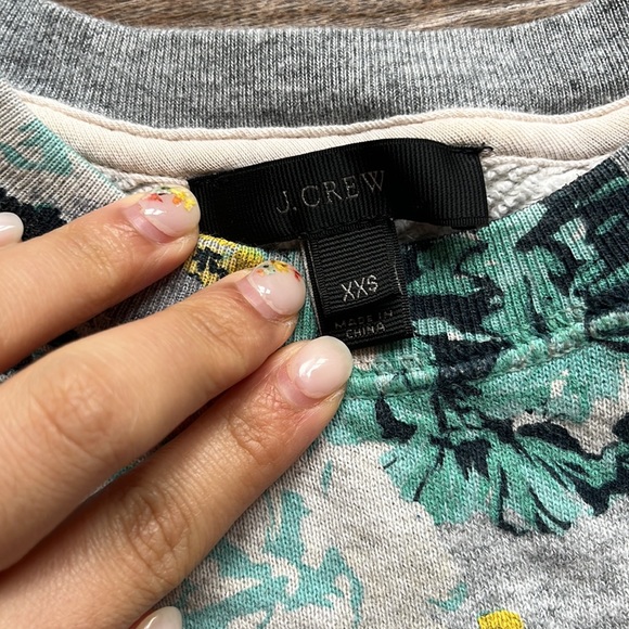 EUC J CREW Floral Crewneck Sweater - Picture 6 of 7